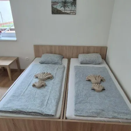 아파트 Majka Apartman 4